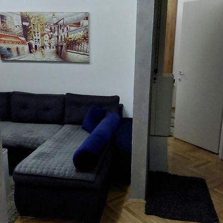 Apartman Luna Lägenhet Valjevo Exteriör bild