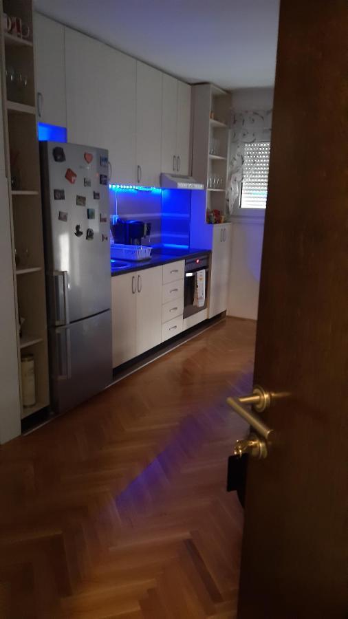 Apartman Luna Lägenhet Valjevo Exteriör bild