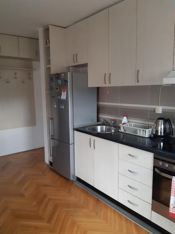 Apartman Luna Lägenhet Valjevo Exteriör bild